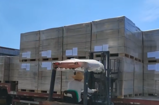 硅酸钙绝热板成功运抵阿拉西姆与莫伊尔水泥厂项目现场